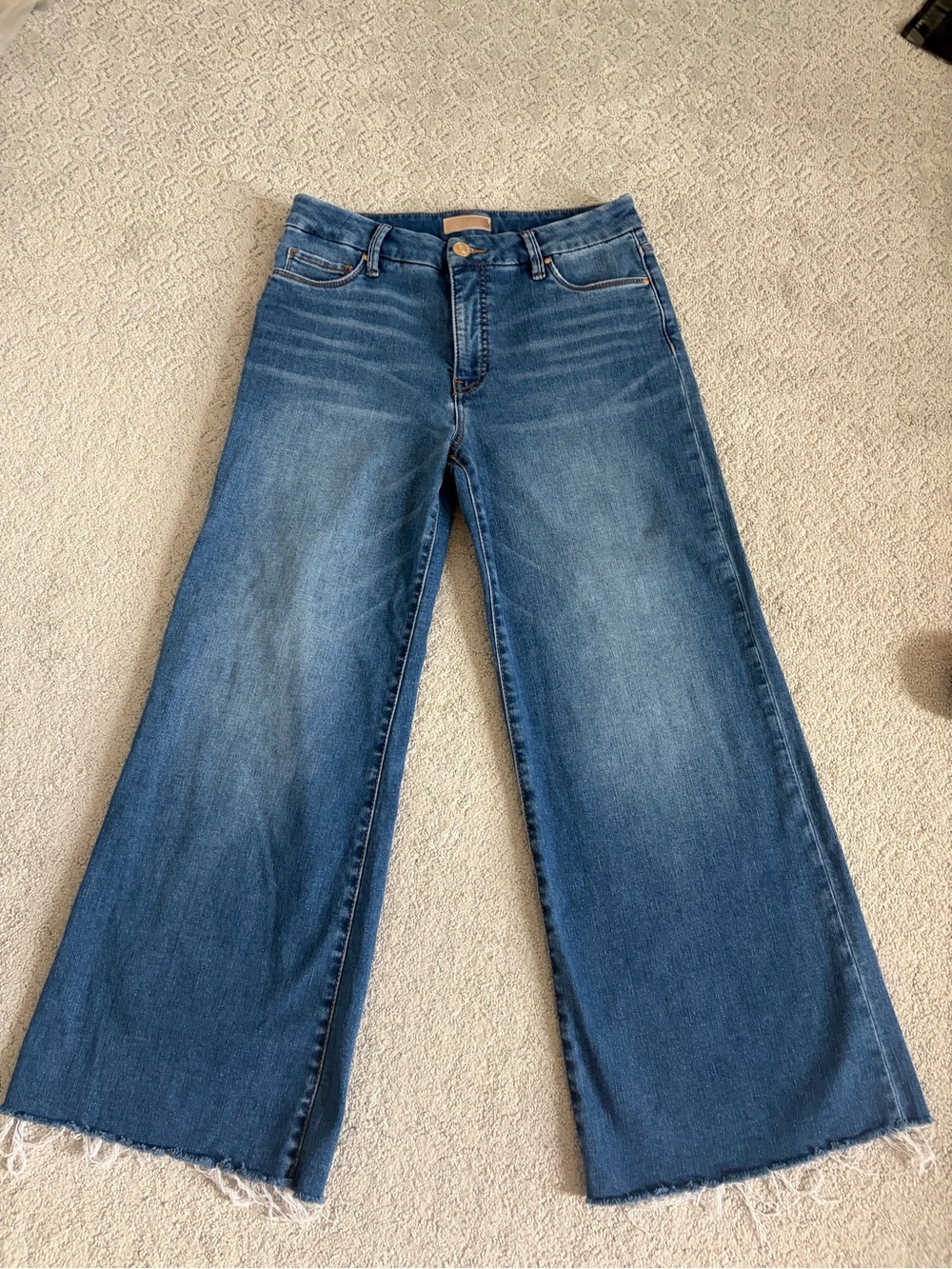 Kut from the Kloth Medium Blue Wide-Leg Jeans with Raw Hem